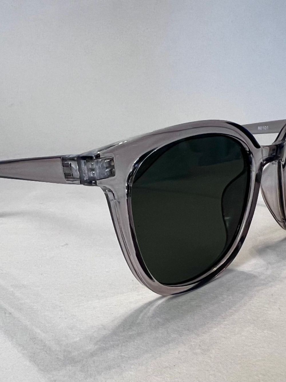 SAM Classic Wayfarer Sunglasses Clear Grey Grey Lens Modern Retro